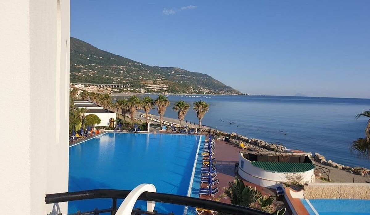 Hotel Club La Playa - Hotel Club La Playa cameră cu balcon și vedere la mare