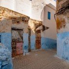 Aleele tipice din Medina orașului sacru Moulay Idriss din Maroc.