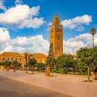 Piața și Minaretul din Marrakech, orașul imperial din Maroc