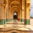 Moscheea Hassan II este a șaptea cea mai mare moschee funcțională din lume și cea mai mare din Africa