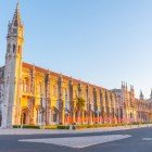 Fabulosul stil arhitectural gotic târziu și renașcentist al stilului manuelin al Mănăstirii Jerónimos: o expresie artistică extraordinar de portugheză