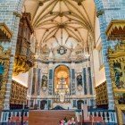 Biserica São Francisco, detaliu al altarului datând din secolul al XVI-lea, cu acoperiri baroce și sculpturi în lemn. Capela principală păstrează și astăzi elemente renascentiste importante, cum ar fi tribunele