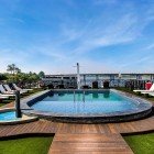 Piscină panoramică pe puntea motonavei Royal Beau Rivage 5 ★★★★★ lux