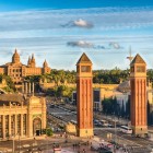 Plaça d'Espanya este una dintre cele mai iconice piețe din Barcelona, construită de Josep Puig i Cadafalch și Guillem Busquets în timpul pregătirilor pentru Expoziția Internațională din 1929