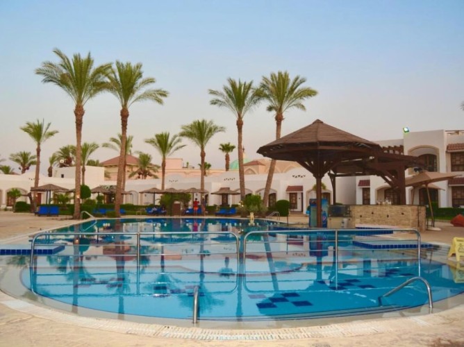 Coral Hills Resort - Coral Hills Resort Sharm El-Sheikh vedere a piscinei exterioare