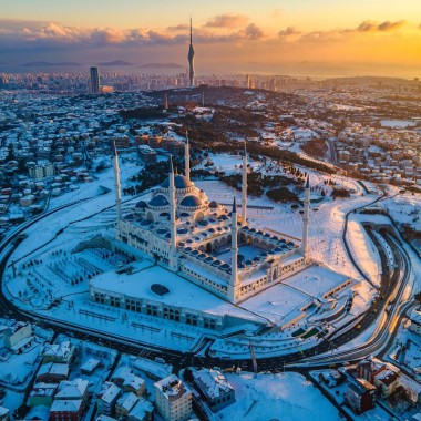 Tur de vis în Turcia de Revelion